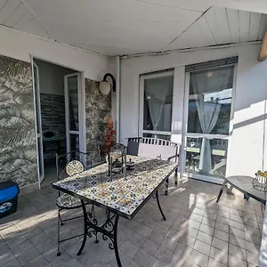 Con Terrazzo Parma