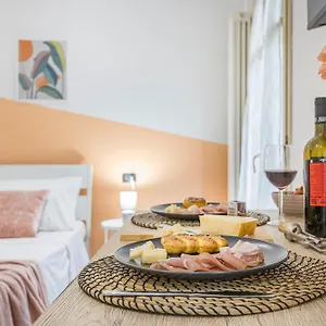 Vista Duomo, 4 Persone, Wifi, Aria Condizionata, Smart Tv Parma